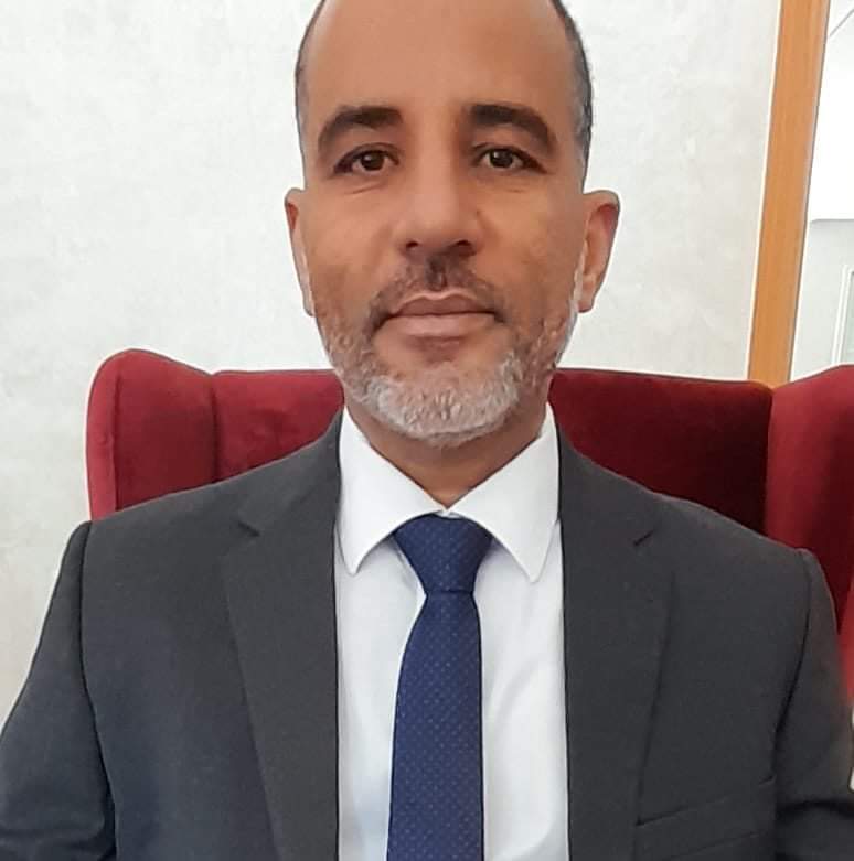 عبد المالك ان ولد حني - كاتب