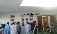 جانب من قاعة العرض في مقر التحالف الفرنسي بمدينة نواذيبو/ الأخبار