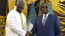 الرئيسان السنغالي ماكي صال والليبيري جورج ويا.