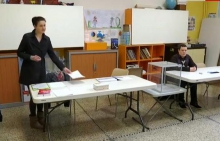 مكتب تصويت في فرنسا