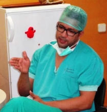 أخصائي جراحة العظام والكسور محمد محمود ولد الحسن