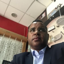 رئيس نادي فريق تفرغ زينة موسى ولد خيري 