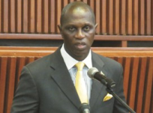 ألفريد باولو كونتيه: وزير الدفاع السيراليوني السابق.