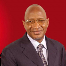 سومايلو بوباي مايغا.