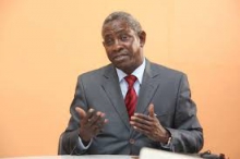 إبراهيم مختار صار رئيس حزب التحالف من أجل العدالة والديمقراطية ـ حركة التجديد.