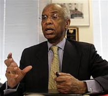 الخبير الأممي أحمدو ولد عبد الله.