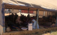 مرضى وذووهم ينتظرون عودة الكهرباء لإجراء الفحوصات بمستشفى كوبني ـ (الأخبار)