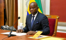 الرئيس الغابوني الجنرال بريس أوليغي نغيما 