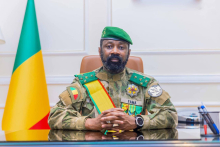 الرئيس الانتقالي المالي عاصيمي غويتا بعد ترقيته رسميا إلى جنرال 