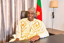 عيسى تشيروما باكاري: مترشح للرئاسة الكاميرونية