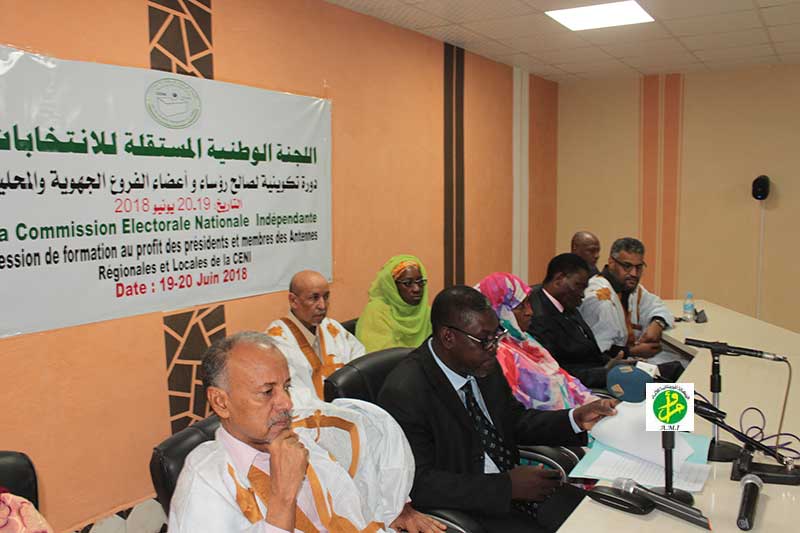 نائب رئيس لجنة الانتخابات عثمان ولد بيجل خلال كلمته في افتتاح التكوين (وما)