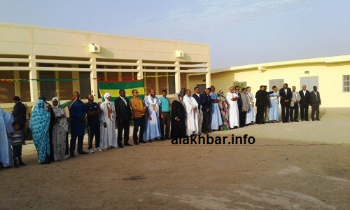 هذا هو طابور المسؤولين صباح أول أيام السنة الدراسية/ الأخبار