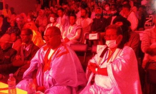 جانب من حضور المخرجين المسرحيين باب ميني وعبد الحي التقي/ الأخبار