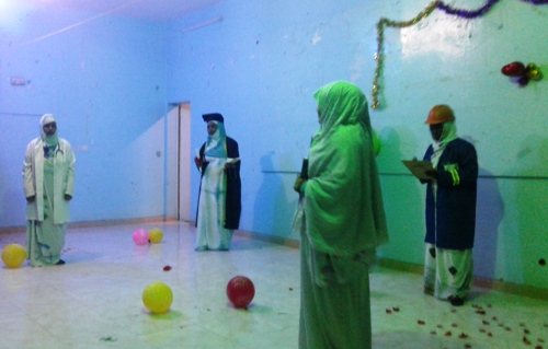 جانب من مسرحية قدمتها جمعية الفتاة للتوعية / الأخبار