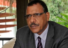محمد بازوم وزير الداخلية النيجري.