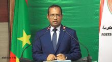وزير التجهيز والنقل الناطق باسم الحكومة وكالة محمدو ولد امحيميد خلال مؤتمر صحفي سابق (الأخبار)