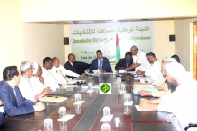 المدير العام للمكتب الوطني للإحصاء، ونائب رئيس لجنة الانتخابات، خلال توقيع الاتفاقية يوم الأحد 18 مايو المنصرم (وما)