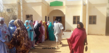 طوابير أمام مكتب تصويت في مركز الترقية النسوية بمدينة العيون صباح اليوم (الأخبار)