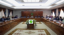 الحكومة خلال اجتماعها الخميس الماضي (وما)