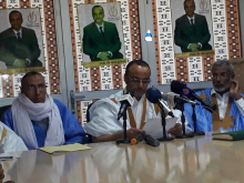 ولد ببكر خلال توقيع الاتفاق مع قادة أحزاب المعارضة 