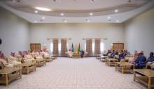 لقاء موسع بين الرئيس ولد عبد العزيز وولي العهد بن سلمان بحضور وفديهما المرافقين