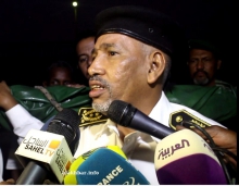 مدير الرقابة الترابية في الشرطة الموريتانية المفوض القاسم ولد سيدي محمد خلال حديثه للصحفيين من على متن الفرقاطة "تمبدغة" (الأخبار)