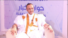 المرشح الرئاسي سيدي محمد ولد بو بكر خلال مشاركته في برنامج حوار الأخبار