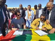 جانب من توقيع مديري المدرستين وبحضور عمدة المدينة والسلطات التربوية / الأخبار