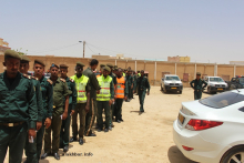 أمن الطرق أمام أحد مكاتب التصويت الخاصة بهم في مقاطعة عرفات بنواكشوط الجنوبية (الأخبار)