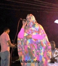 جانب من الأداء الفني في احدى المهرجانات السياسية في نواذيبو/ تصوير الأخبار