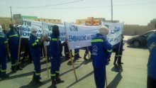 جانب من مسيرات العمال صباح اليوم في نواذيبو/ تصوير الأخبار