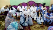 جانب من الحضور في القاعة التي رابط فيها أنصار الحزب إلى ساعات الفجر/ تصوير الأخبار