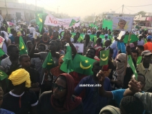 جانب من المسيرة المنطلقة من ملتقى طرق العيادة المجمعة (الأخبار)