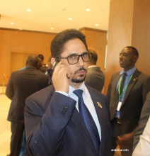 الناطق باسم الحكومة الموريتانية محمد الأمين ولد الشيخ خلال حديثه للأخبار اليوم في قصر المؤتمرات الجديد